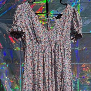 Ships Free Floral babydoll dress Medium soft dress ruffled hem short sleeve
